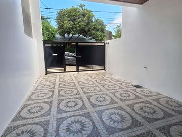 With Roof Deck Duplex House and lot for Sale in Cupang Antipolo Rizal
