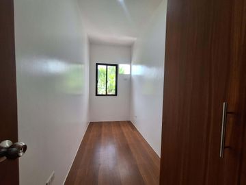 With Roof Deck Duplex House and lot for Sale in Cupang Antipolo Rizal