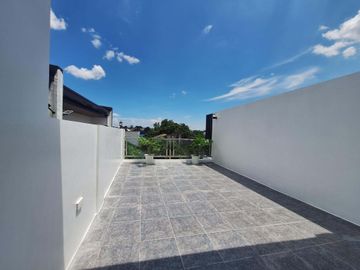With Roof Deck Duplex House and lot for Sale in Cupang Antipolo Rizal