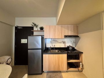 Avida Towers Turf BGC 1BR Fully Furnished Condo For Rent
