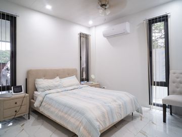 FOR SALE: Elegant 4-Bedroom Home in The Orchard Golf and Country Club, Dasmariñas
