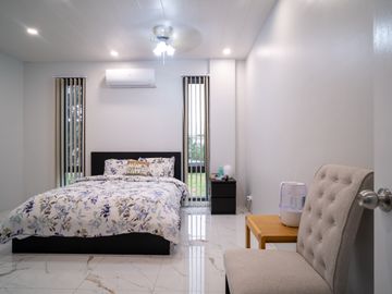FOR SALE: Elegant 4-Bedroom Home in The Orchard Golf and Country Club, Dasmariñas