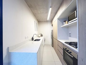 Casa de 2 dormitorios en Venta en Centro, Rosario, amueblada jardin y pileta