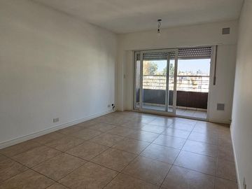 Venta Departamento de 2 ambientes en Florida