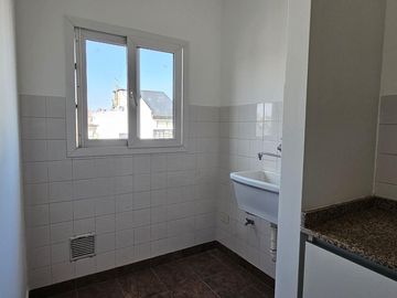 Venta Departamento de 2 ambientes en Florida