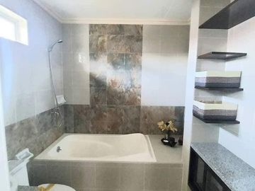 4BR Single House For Sale near Nuvali and Tagaytay!