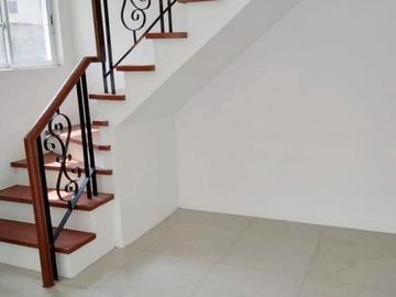 Experience cold weather with RFO unit l 3BR Duplex near Nuvali and Tagaytay