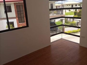 Affordable yet elegant House with Mt. Makiling view For Sale at Calamba Laguna