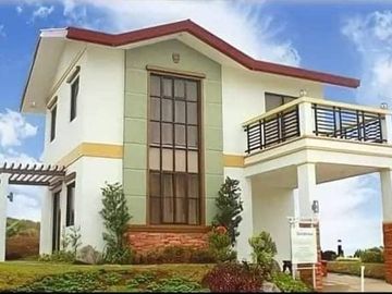 RFO House and Lot For Sale at Calamba, Laguna l with Mountain View