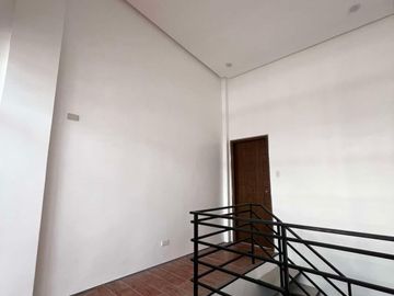 Modern 3-Bedroom Townhouse with Roof Deck For Sale in Doña Aurora Quezon City