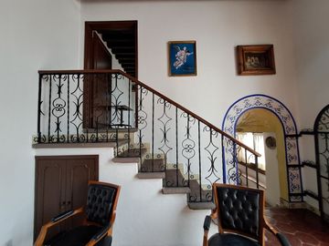 CASA  COLONIAL EN VENTA/RENTA EN EL CENTRO DE  COYOACAN
