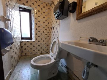 CASA  COLONIAL EN VENTA/RENTA EN EL CENTRO DE  COYOACAN