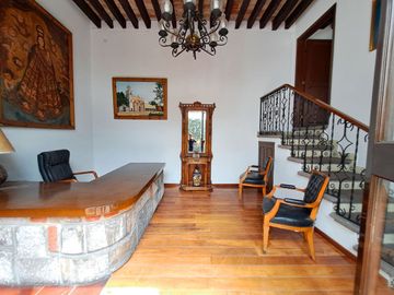 CASA  COLONIAL EN VENTA/RENTA EN EL CENTRO DE  COYOACAN