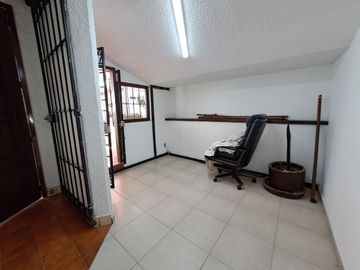 CASA  COLONIAL EN VENTA/RENTA EN EL CENTRO DE  COYOACAN