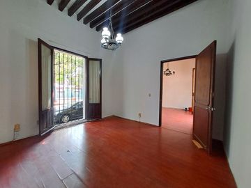 CASA  COLONIAL EN VENTA/RENTA EN EL CENTRO DE  COYOACAN