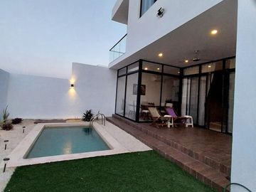Casa en Venta en Privada Residencial Inara en Cholul