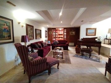 LOMAS HIPODROMO HERMOSA CASA EN VENTA