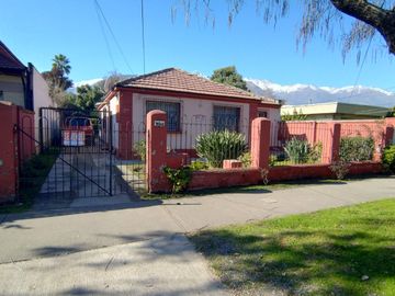 CASA AMPLIA SOLIDA LINDO PATIO, PROYECTO