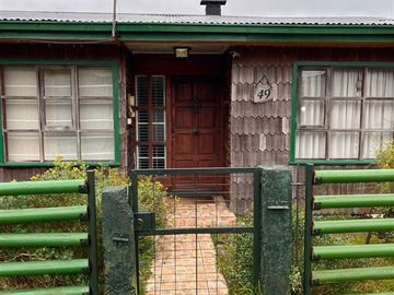 Casa en Venta en Esquina Iglesia