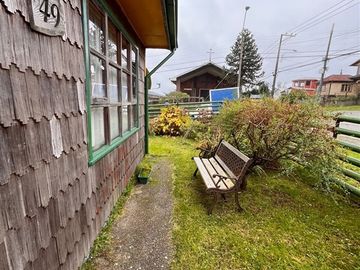 Casa en Venta en Esquina Iglesia