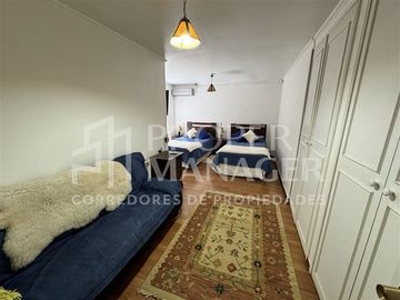 Casa en Venta en Amplia Casa de 3D-3B + Piscina en Quilamapu