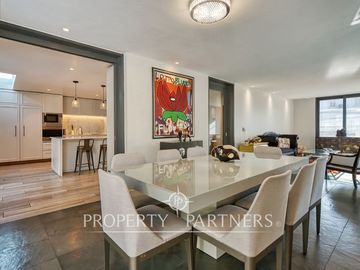 Casa Remodelada con Diseño Moderno, Terminaciones Premium y Distribución Funcional