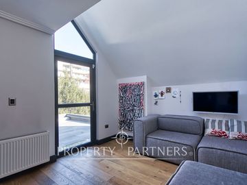 Casa Remodelada con Diseño Moderno, Terminaciones Premium y Distribución Funcional