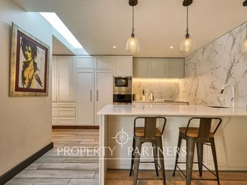 Casa Remodelada con Diseño Moderno, Terminaciones Premium y Distribución Funcional