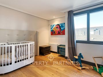 Casa Remodelada con Diseño Moderno, Terminaciones Premium y Distribución Funcional