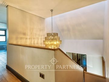 Casa Remodelada con Diseño Moderno, Terminaciones Premium y Distribución Funcional