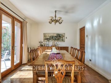Venta de casa en La Reina Cercana Country Club y The Grange