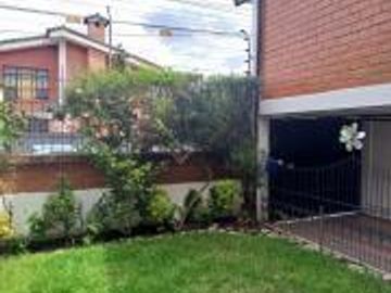 CASA EN VENTA EN CONJUNTO ATRÁS DE LA ESTACIÓN RIO COCA
