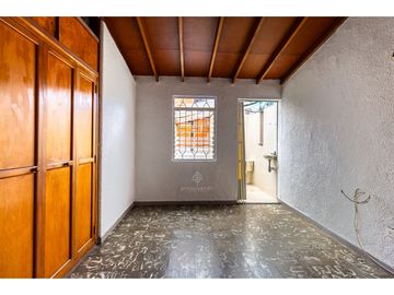 Vendo casa Belén La Nubia, Medellín – Cerca a la Avenida 80. MGE