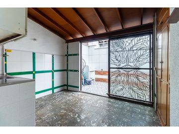 Vendo casa Belén La Nubia, Medellín – Cerca a la Avenida 80. MGE