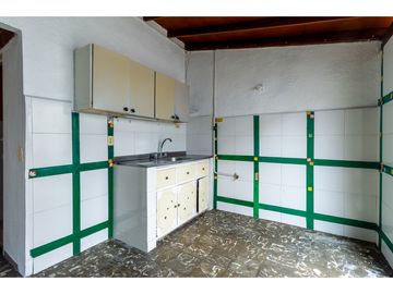 Vendo casa Belén La Nubia, Medellín – Cerca a la Avenida 80. MGE
