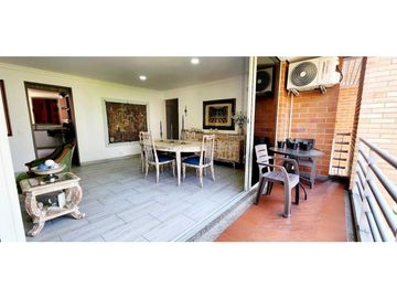 Apartamento en venta Medellín Laureles