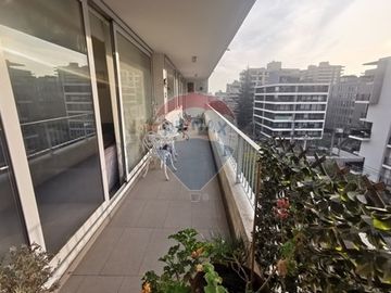 ¡Hermoso departamento en Providencia! 4D 3B 2E