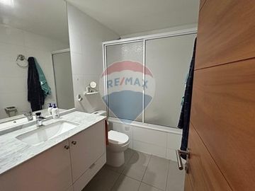 ¡Hermoso departamento en Providencia! 4D 3B 2E