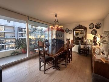 ¡Hermoso departamento en Providencia! 4D 3B 2E