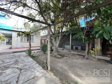 Casa en  Av. Libertador casi circunvalación - Santa Lucía - San Juan