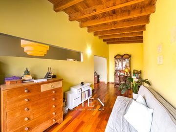 Casa con Piscina, Jardín y Chimenea en La Encantada de Villa - 973 m² de Terreno