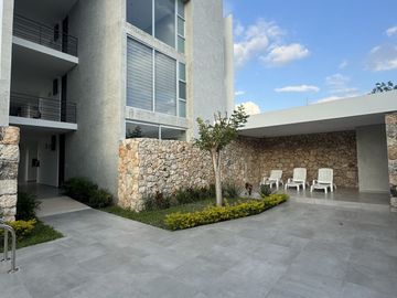 DEPARTAMENTO EN TEMOZON ENTREGA INMEDIATA