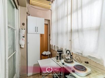 Venta departamento tipo PH piso 3 ambientes 94M² a reciclar en Balvanera balcón frente apto crédito