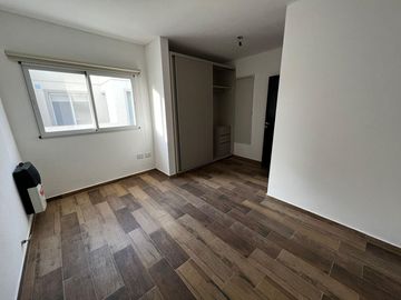 VENTA - APTA CRÉDITO.  Casa Moderna 3 dorm, piscina - Los Troncos, Funes