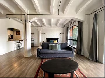 Loft en venta en Puerto Madero con cochera. Luminoso. Amenities.