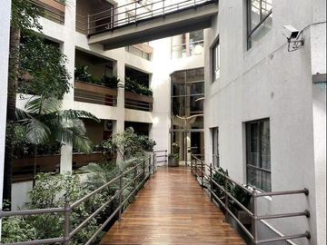 Loft en venta en Puerto Madero con cochera. Luminoso. Amenities.