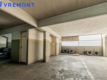 Guayaquil al 400 Departamento de 4 ambientes en venta en Caballito, con balcon, cochera y 2 baños