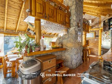 VENTA Casa 3 dormitorios, El Faldeo, Bariloche