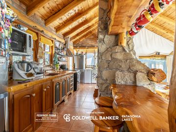 VENTA Casa 3 dormitorios, El Faldeo, Bariloche