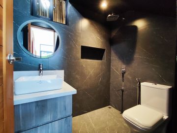 Modern Spacious Renovated House and Lot for Sale in Greenwoods Pasig-MD